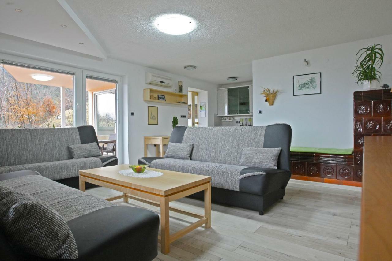 Apartma Metka Lese Trzic Экстерьер фото